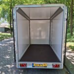 Henra gesloten aanhangwagens