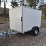 Syma gesloten aanhangwagens