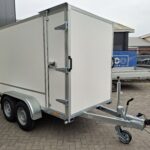 Syma gesloten aanhangwagens
